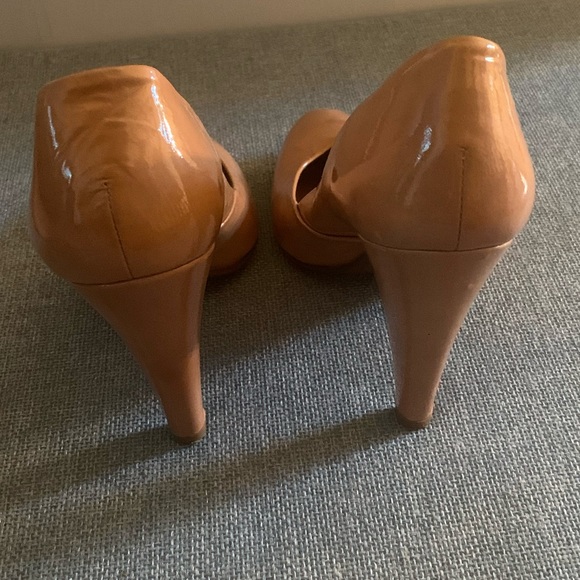 J Crew Factory Patent Leather Heels - Picture 3 of 6